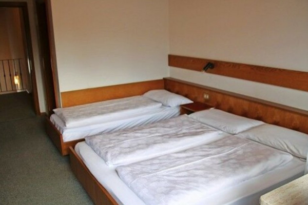 Zimmer und Betten