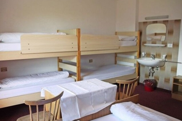 Betten und Zimmer