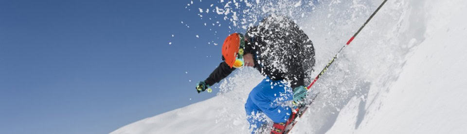 Schüler haben Spaß auf der Ski Klassenfahrt Schönfeld im Salzburger Land