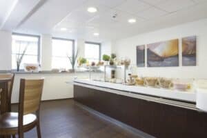 essensausgabe hostel köln