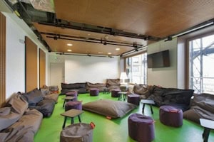 Chill-Area in der Jugendherberge Yves Robert in Paris