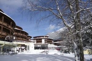 Hotel Alpenkönig von außen