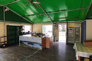 Die Küche im Wagendorf